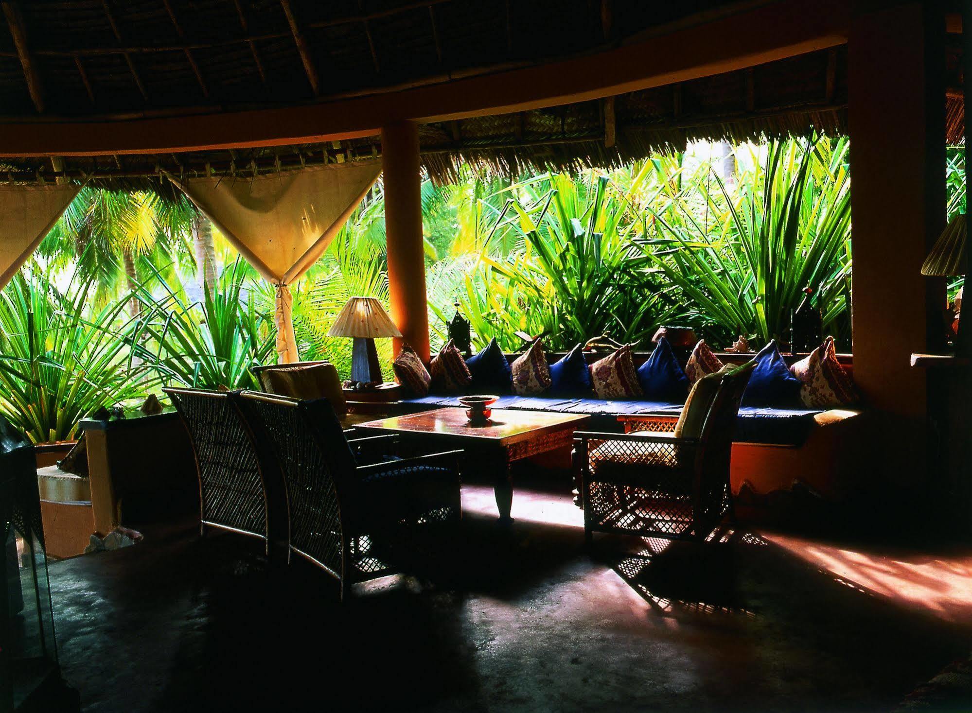 Kinasi Lodge Utende Exteriér fotografie