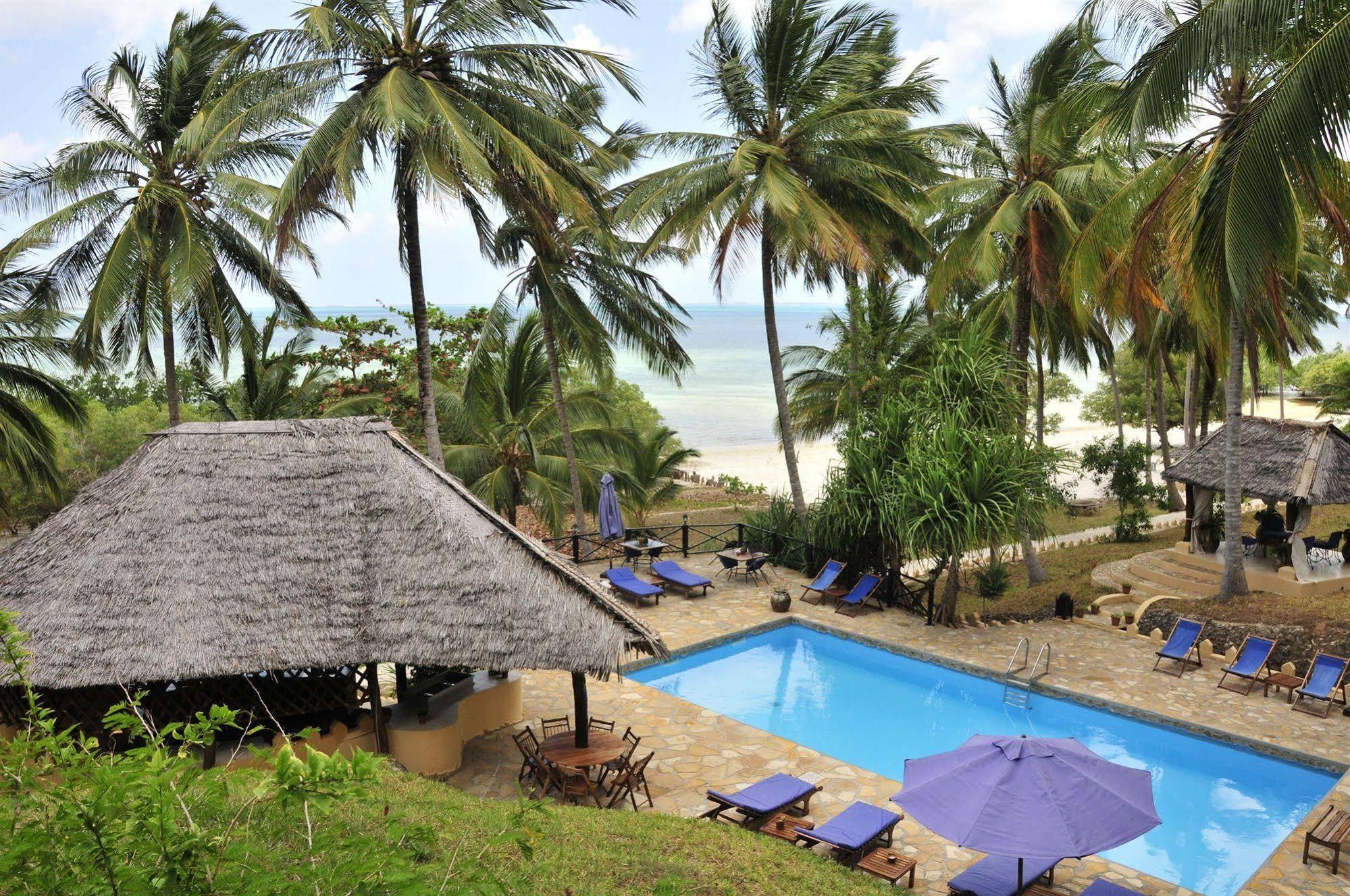 Kinasi Lodge Utende Exteriér fotografie