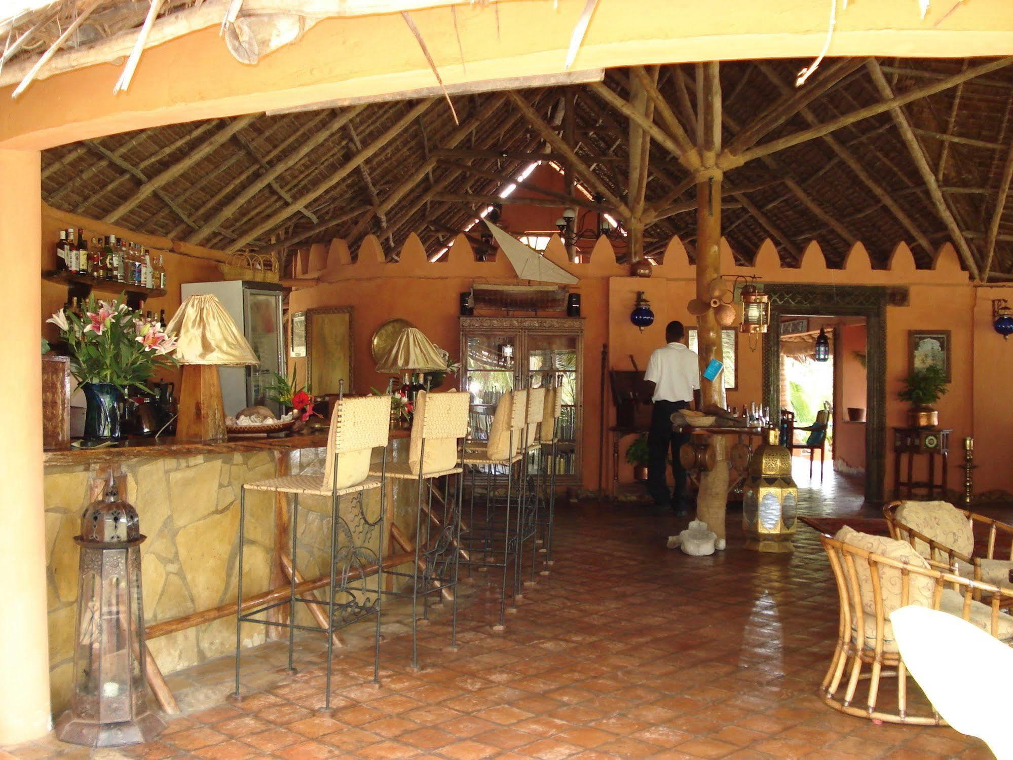 Kinasi Lodge Utende Exteriér fotografie